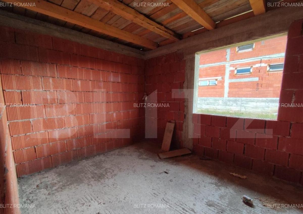 Casa de vanzare in Paleu,Langa Hexxol - 11