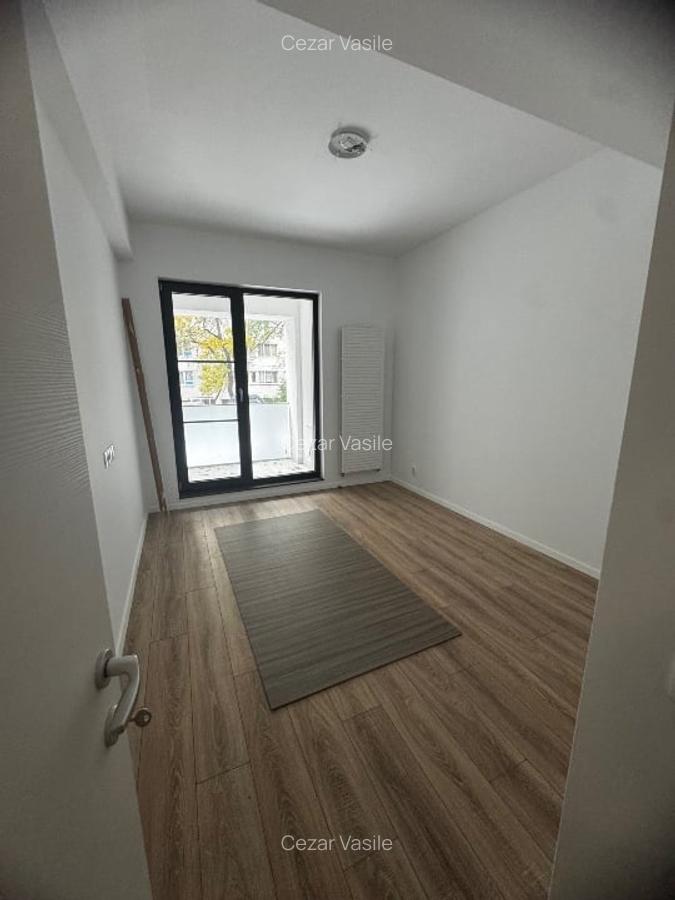 Spațiu comercial Titan lângă Parc Titanel  Bloc nou - 3