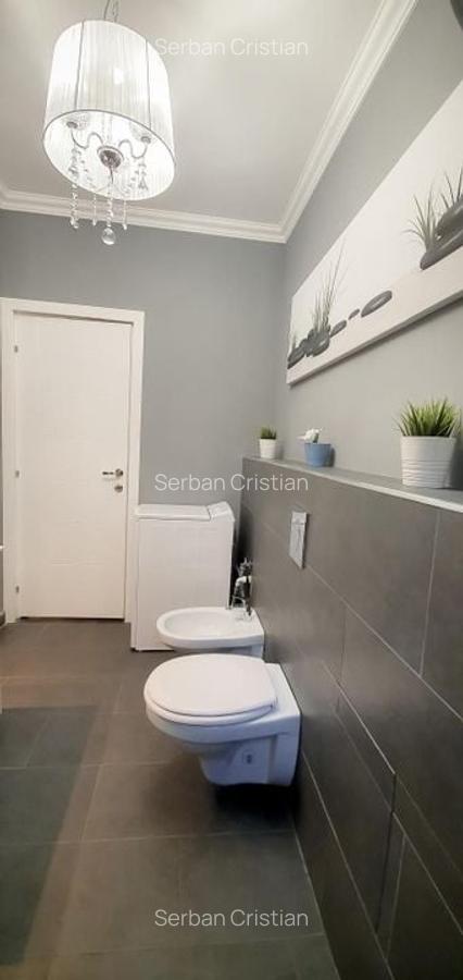 Universitate apartament 5 camere 220 mp de inchiriat - 16