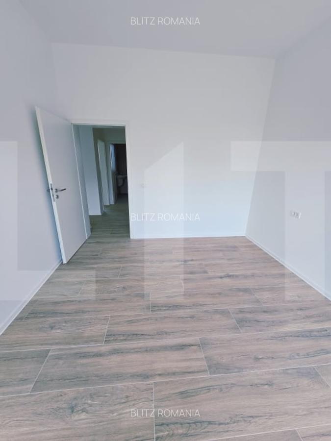 Spatiu, de vanzare, 77 mp, zona Torontalului - 6