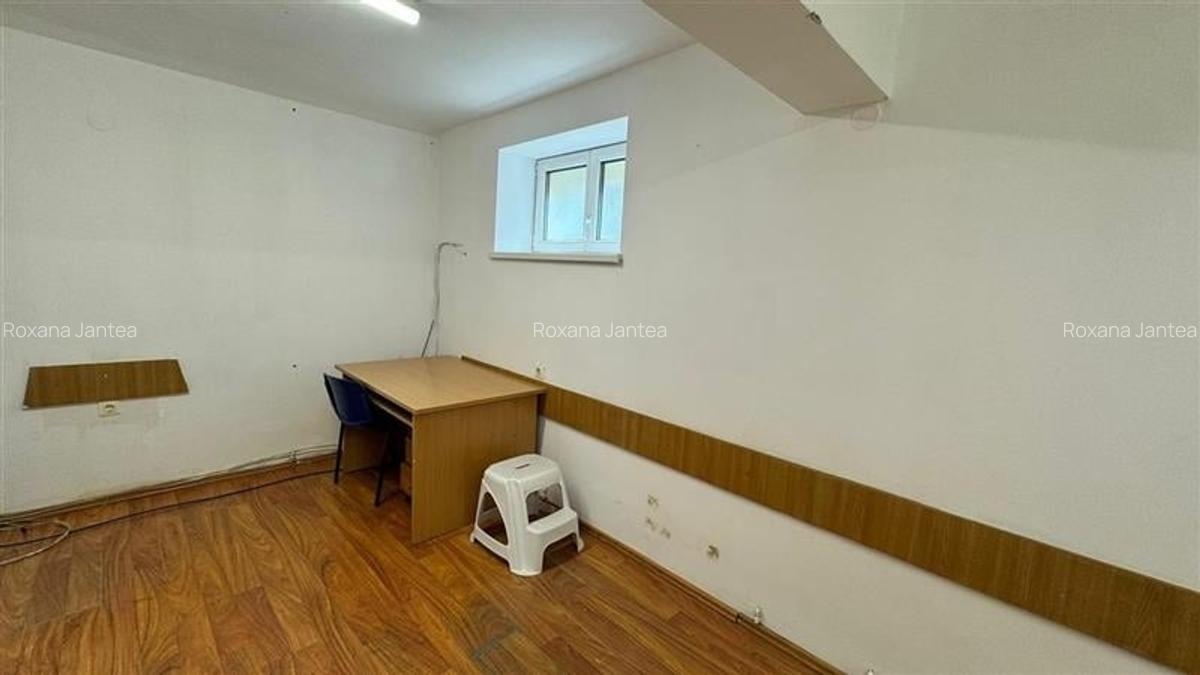 Spațiu comercial, 110 mp în 15 Noiembrie - 12