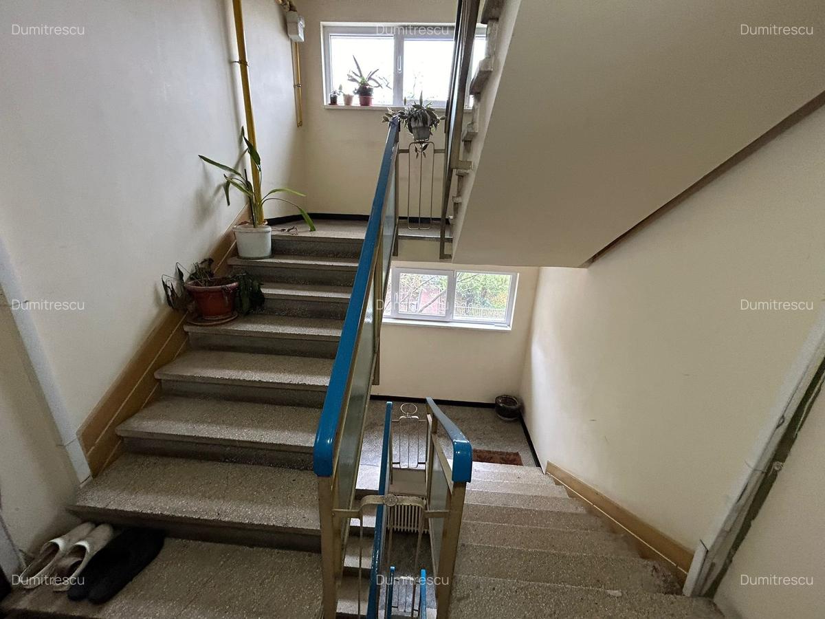 Titan Ozana 3 Camere Etaj 2 Centrala Proprie Instalatii Schimbate - 16