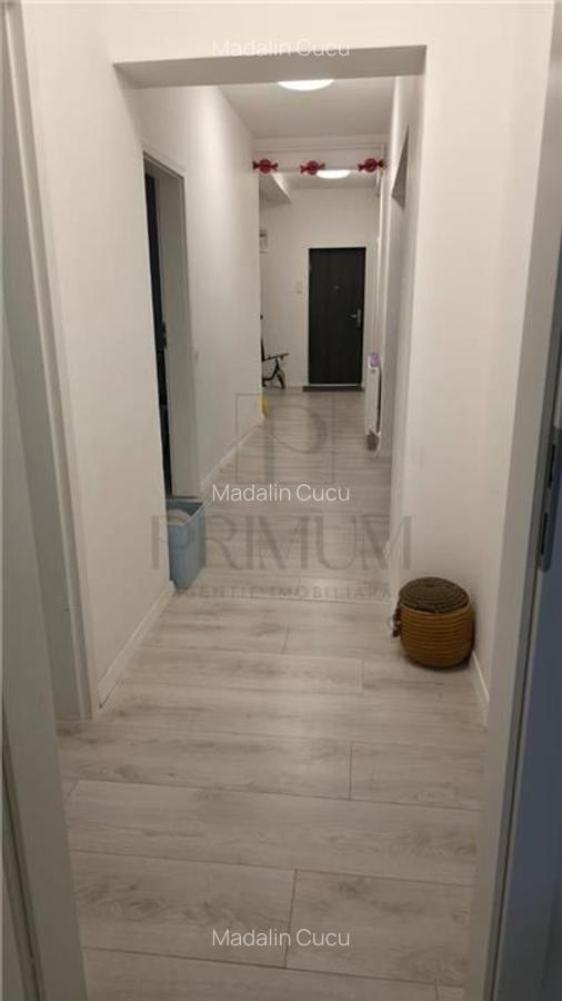 DUMBRAVITA - 4 CAM - DECOMANDAT - 2 BAI - LOC PARCARE - GRADINA - SPATIOS/LUMINO - 14