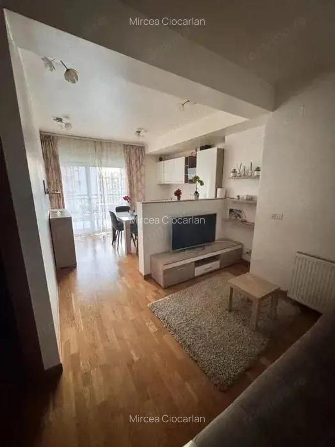 APARTAMENT CU 3 CAMERE IN COMPLEX RING LA 135.000 euro - 3
