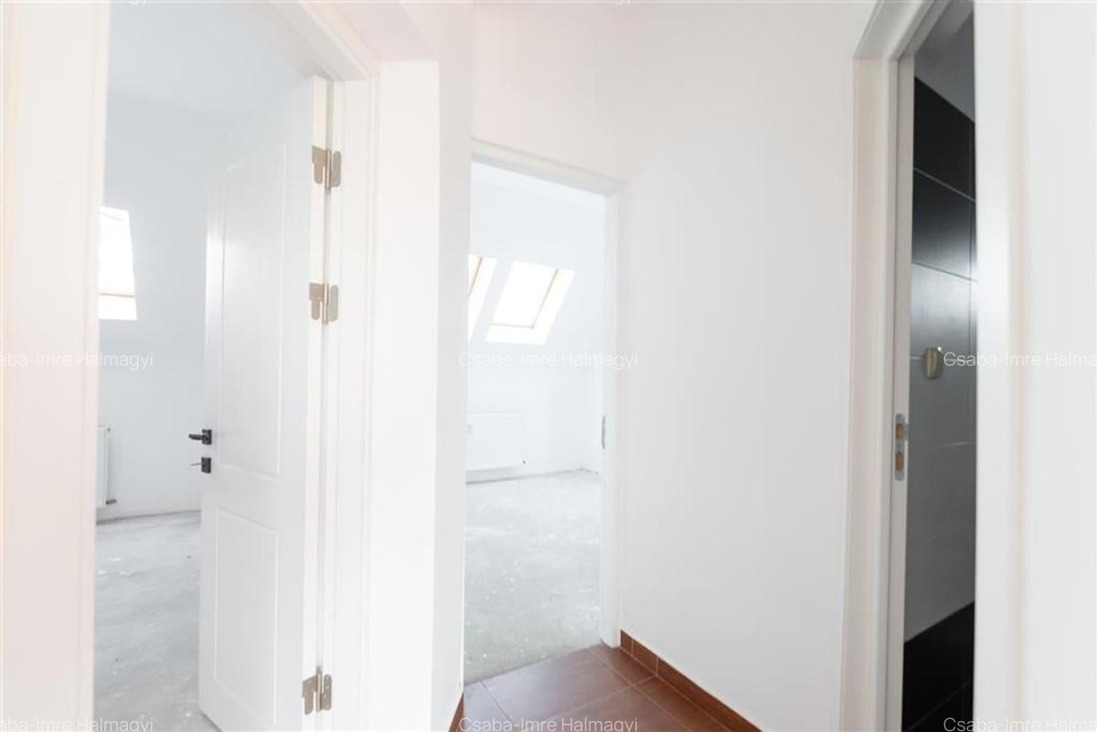 Apartament cu 3 camere decomandat în Cantemir - 16