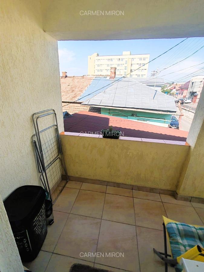 Apartament modern cu 4 camere semidec. in apropiere de UMF - 9