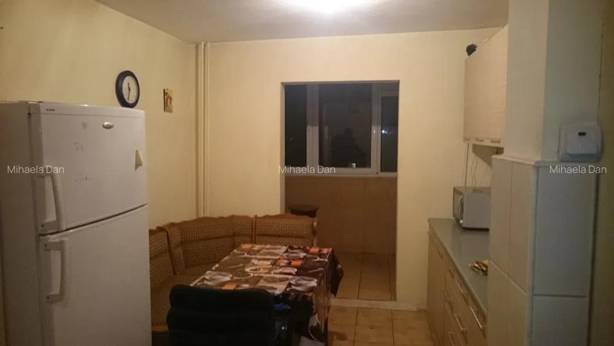 Apartament -3 camere -decomandat-Zona Rahova - 4