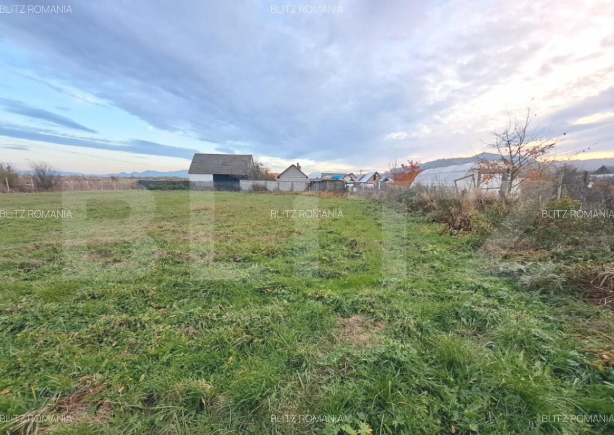 Casa de vanzare, 5 camere, teren generos de 1.290 m2, zona - 3