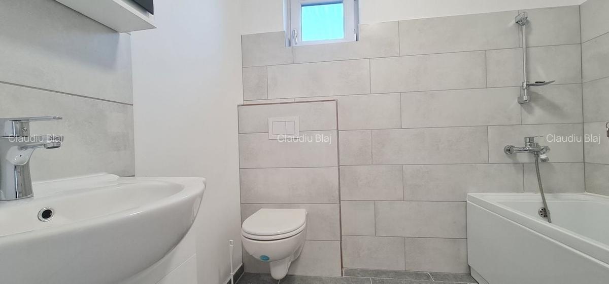 Casa semimobilata semiutilata in Cartier Izvor Tarlungeni Brasov - 3