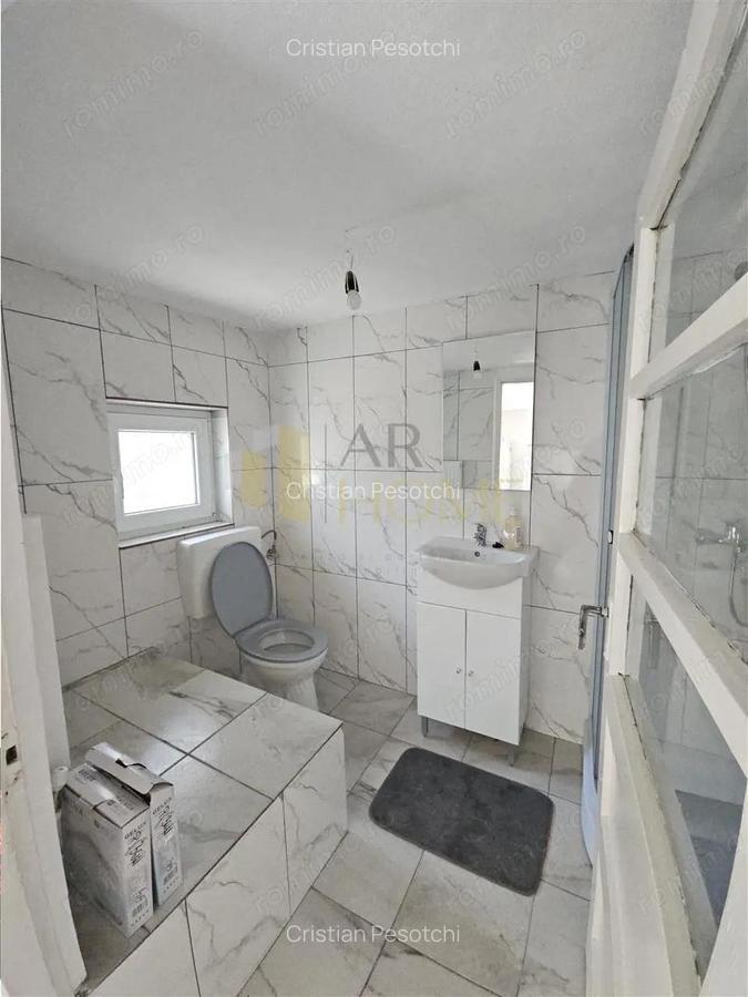 Casa 2 camere, in Lipanesti, zona primariei - 8