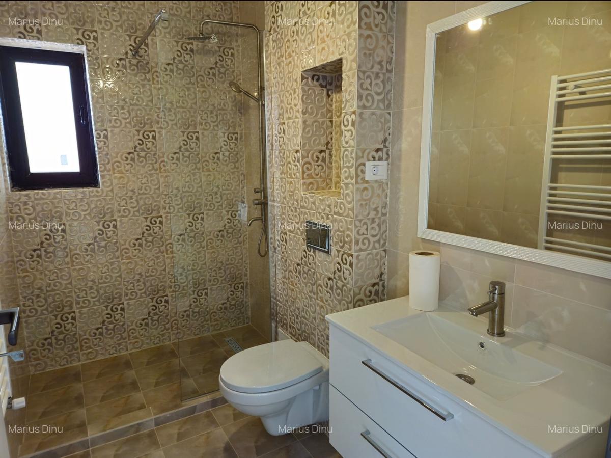 Vila 4 camere si mansarda,str GHIDIGENI,incalzir pardoseala,comision 0 - 14