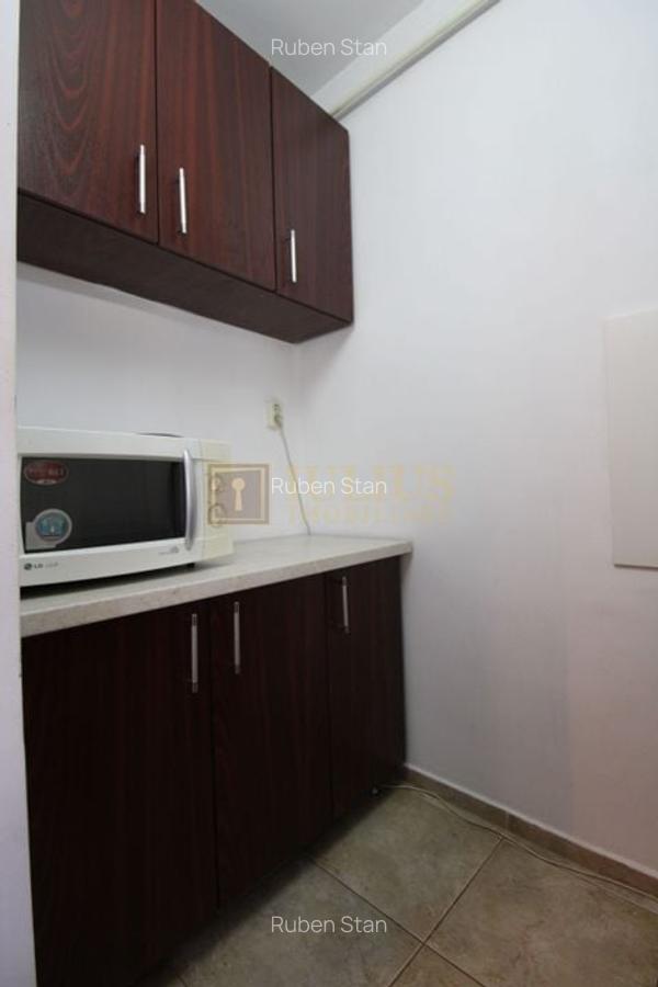 Apartament cu 3 camere semidecomandat, mobilat în Semicentral - 13