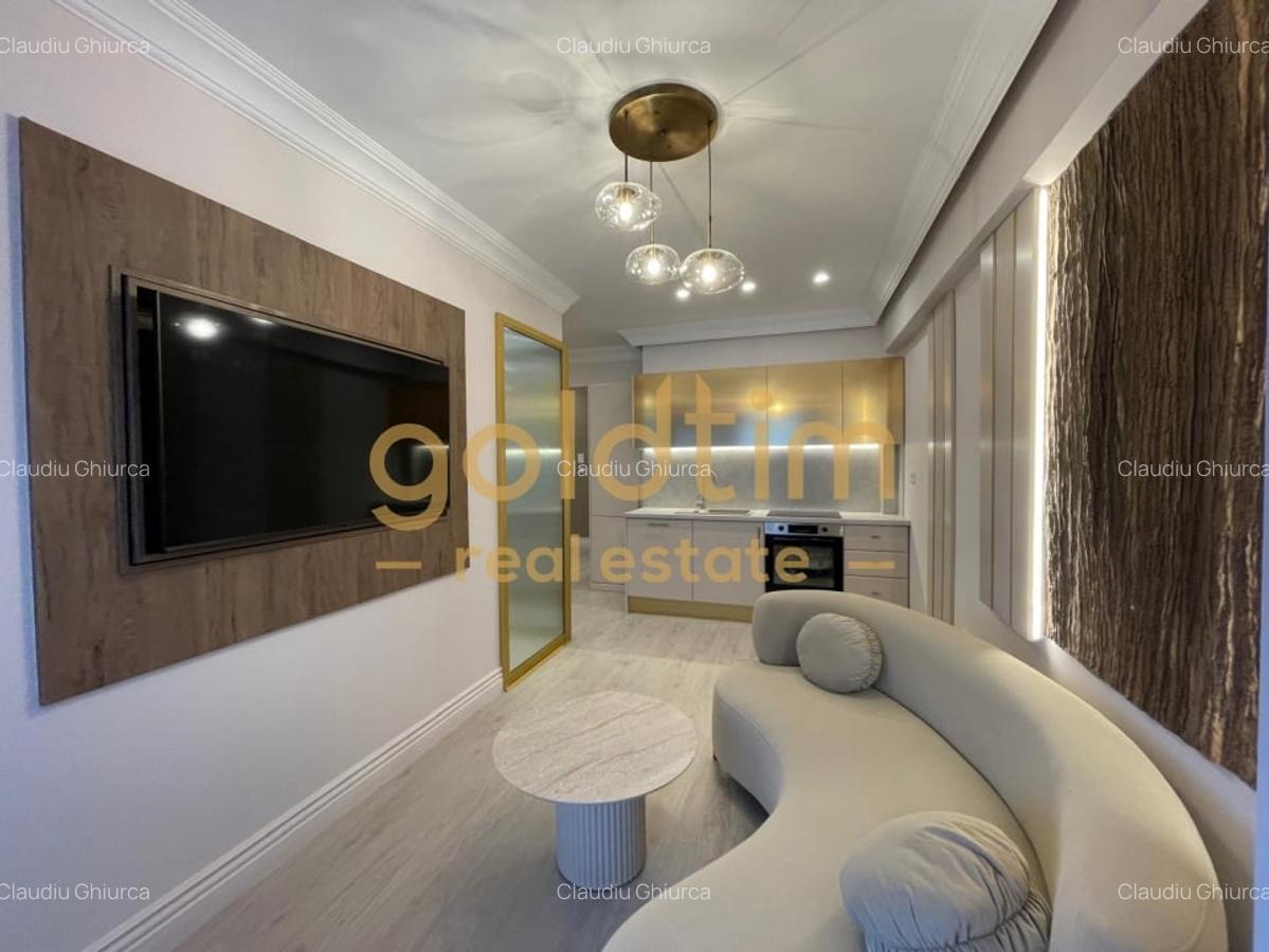 STUDIO SUPERB/DESIGN UNIC/PIPERA OMV/MOBILAT SI UTILAT - 7