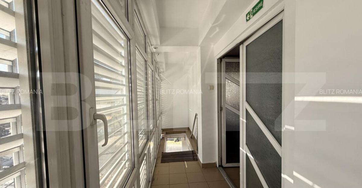 Spa?iu birouri P + E + M, 308 mp utili, zona Medicina Veche - 13