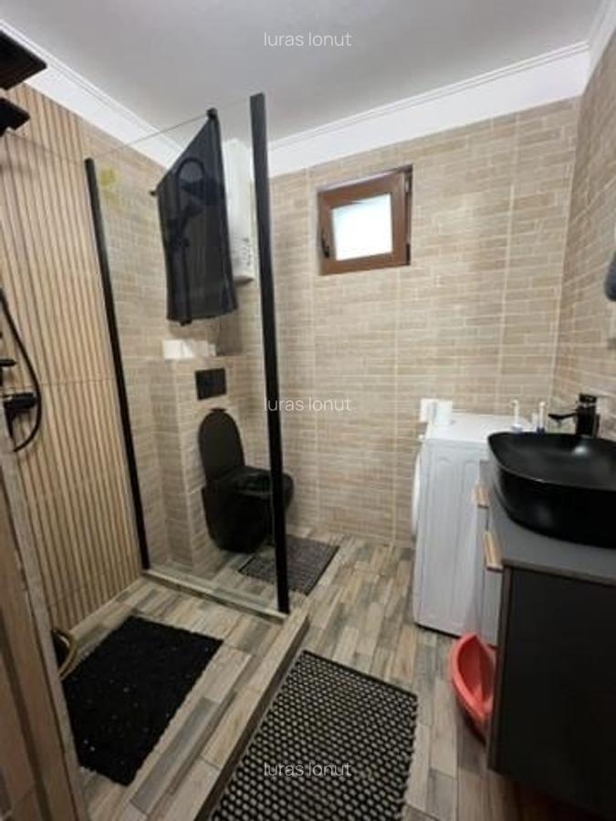 Apartament cu 2 camere decomandat în Spitalul Județean - 11