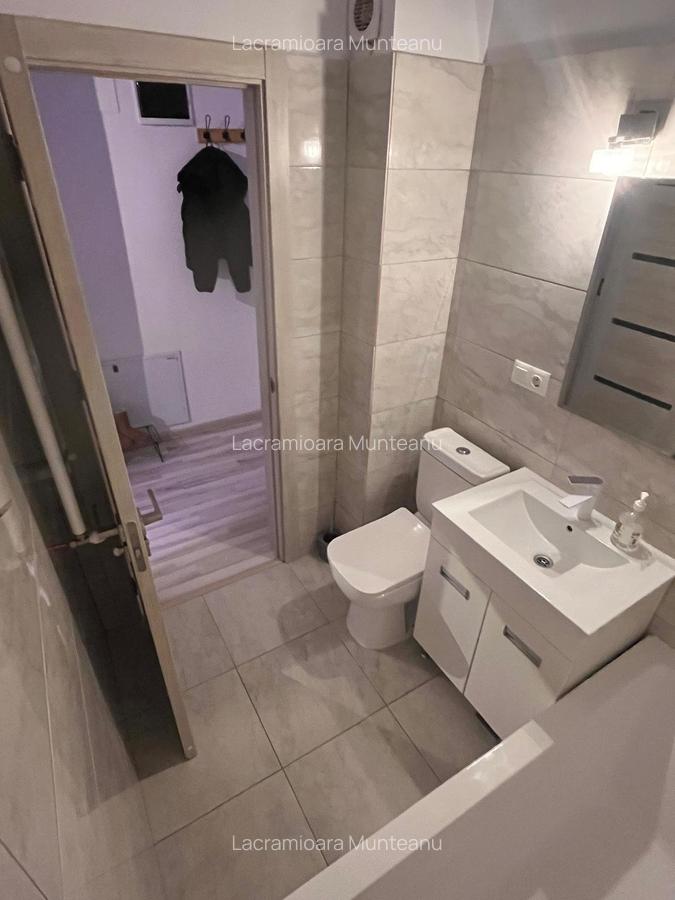 Titan , Parcul Teilor - 10