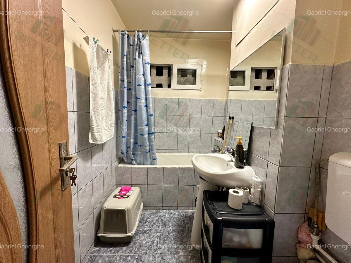 Apartament 3 camere de vânzare Sector 3 – Decomandat •  67 mp - 4