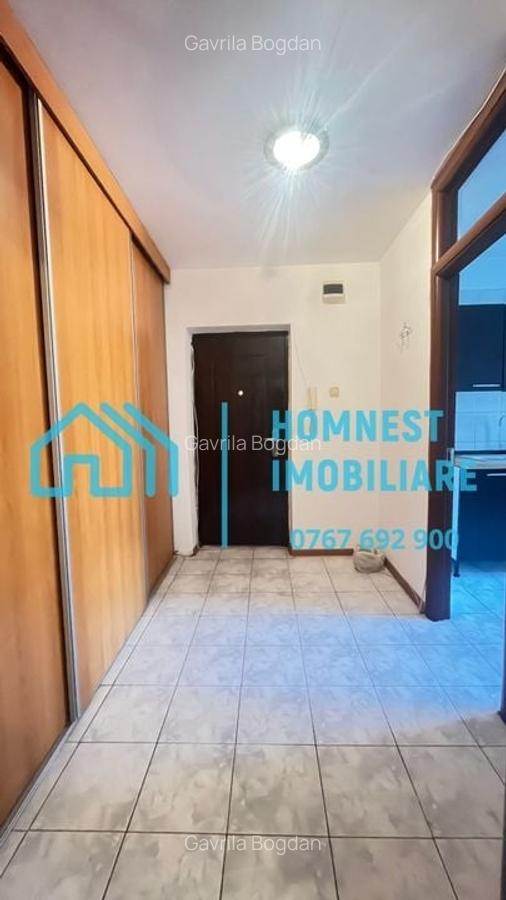 Apartament cu 2 camere semidecomandat, mobilat în Titulescu - 2
