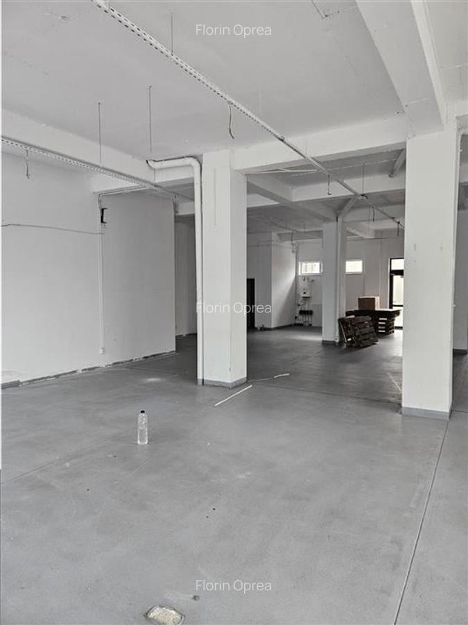 Spatiu Comercial - 200 mp - Showroom - Servicii - Clinica Medicala - 4 Spatiu Comercial - 200 mp - Showroom - Servicii - Clinica Medicala - 4