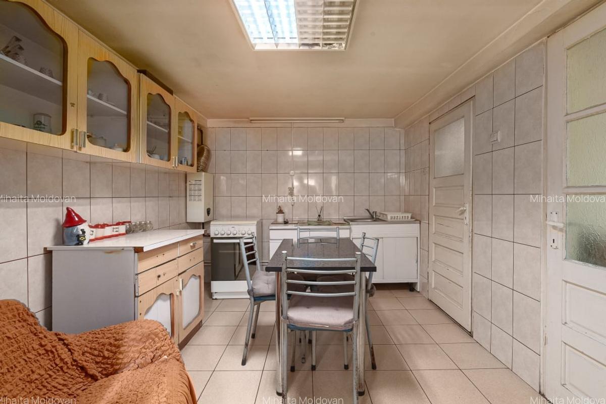 Casa individuala cu 2 corpuri, curte proprie, 253mp teren, zona Salaj - 18