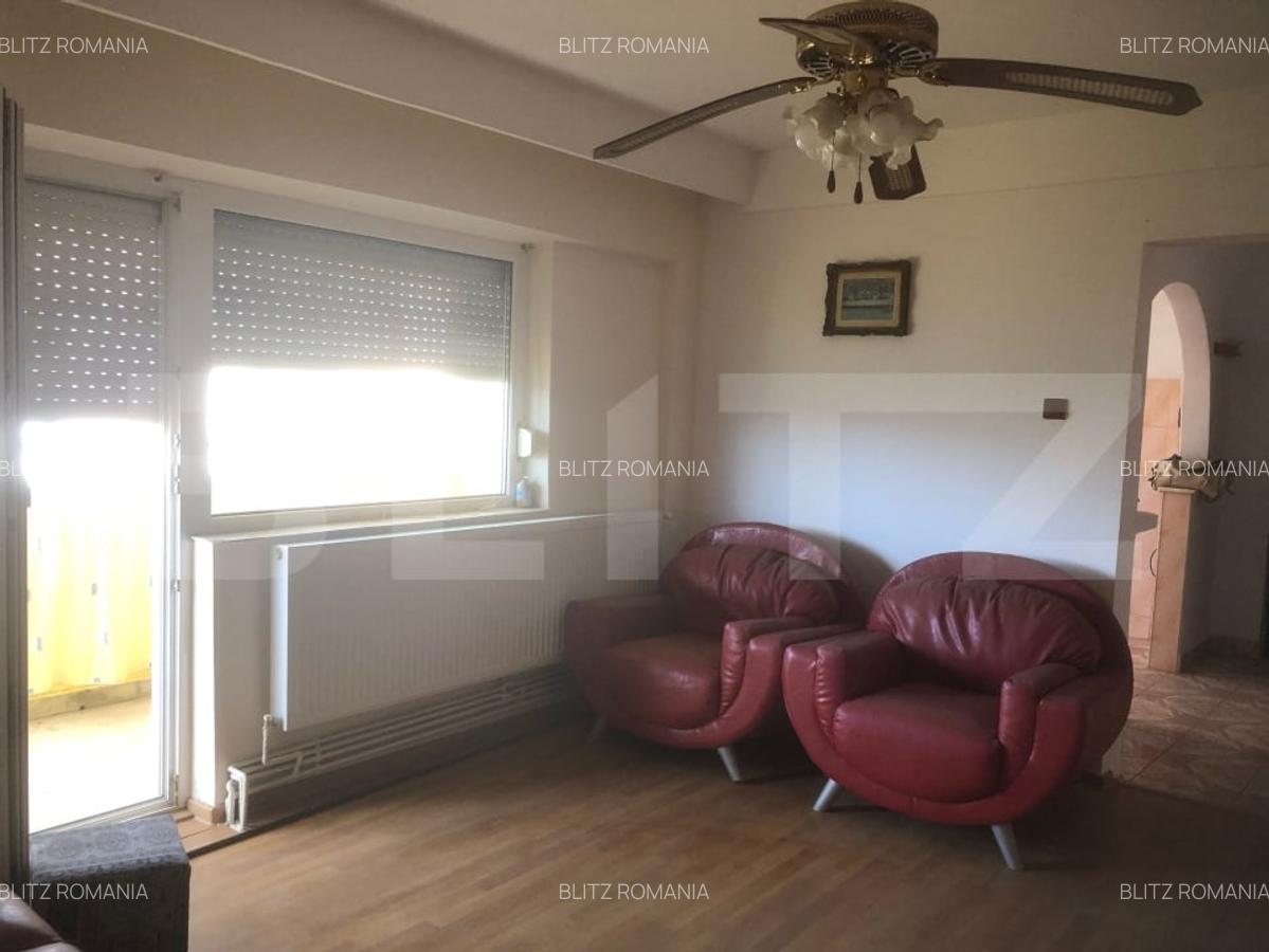 Apartament de vanzare, cu 3 camere, 63 mp, zona M16 - 5
