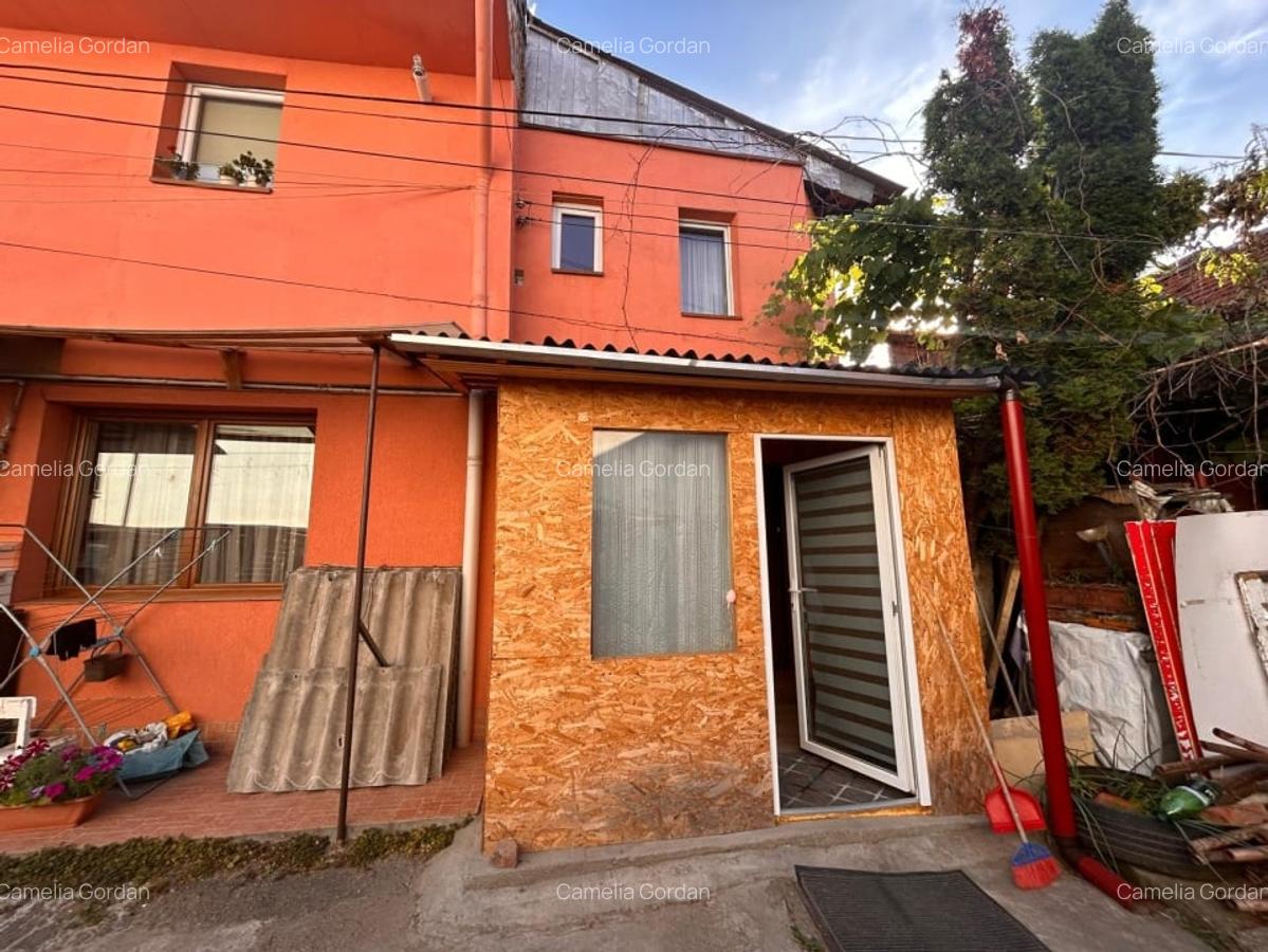 Casa cu 2 camere in curte comuna, zona Garii, 135000 Eur - 7 Casa cu 2 camere in curte comuna, zona Garii, 135000 Eur - 7