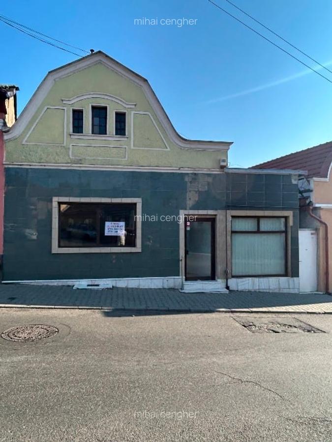 Spatiu comercial de închiriat in REGHIN str Sarii - 1
