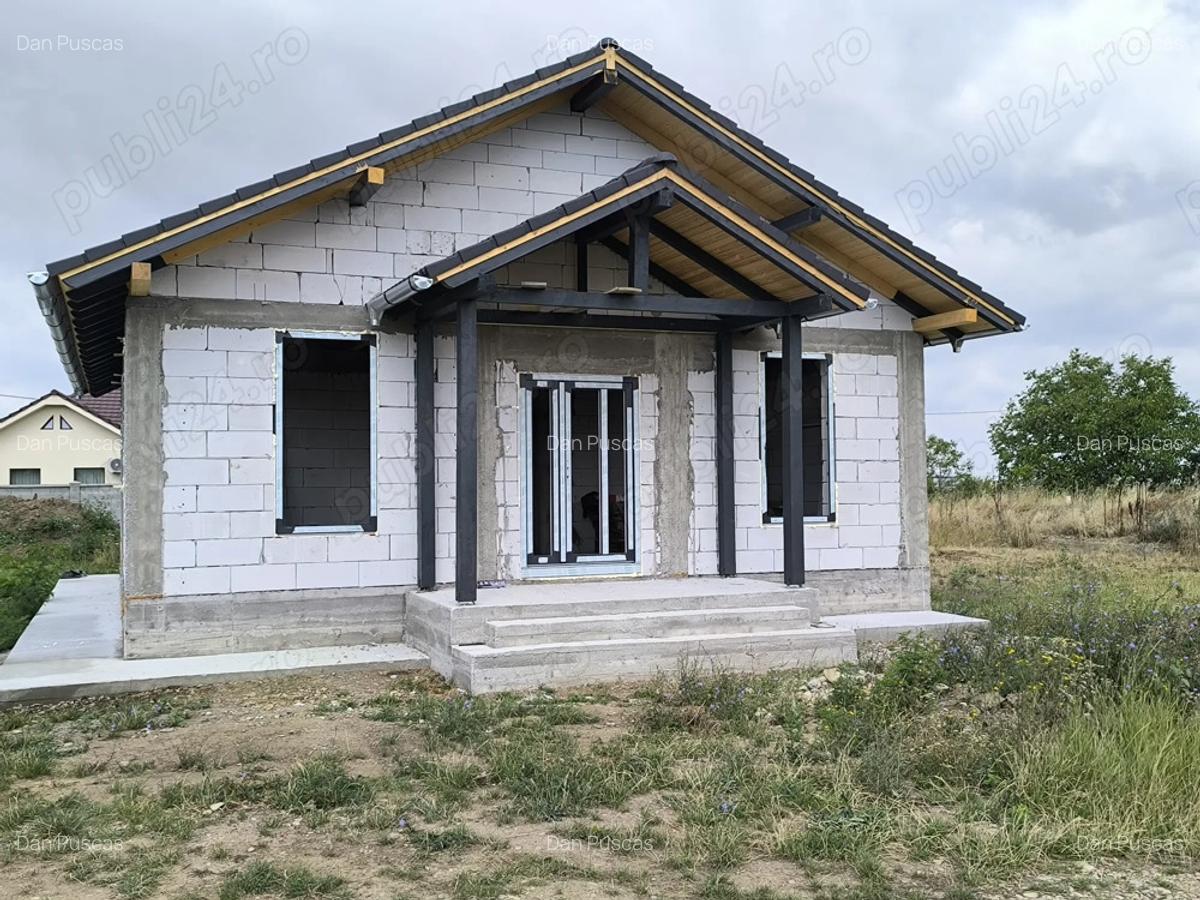 Vand casa noua in Nojorid (la ro?u) - 1