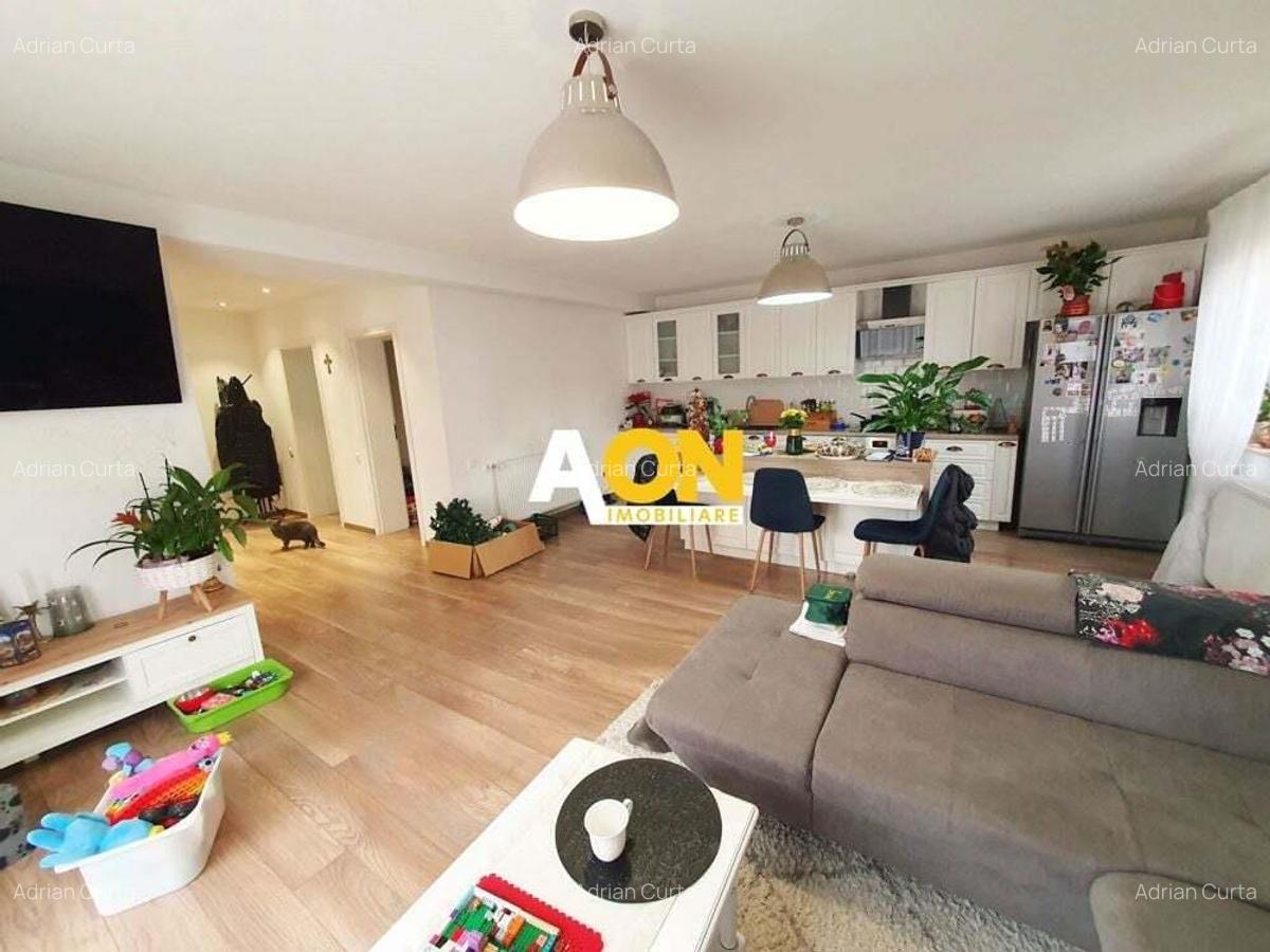 Casa pt 2 familii sau pt. clinica medicala, 8 camere, 486 mp teren - 11