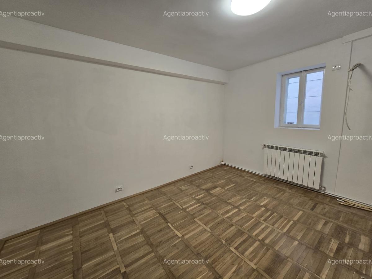 Camere/birouri/spatii de inchiriat amplasate in zona Centrala. - 4