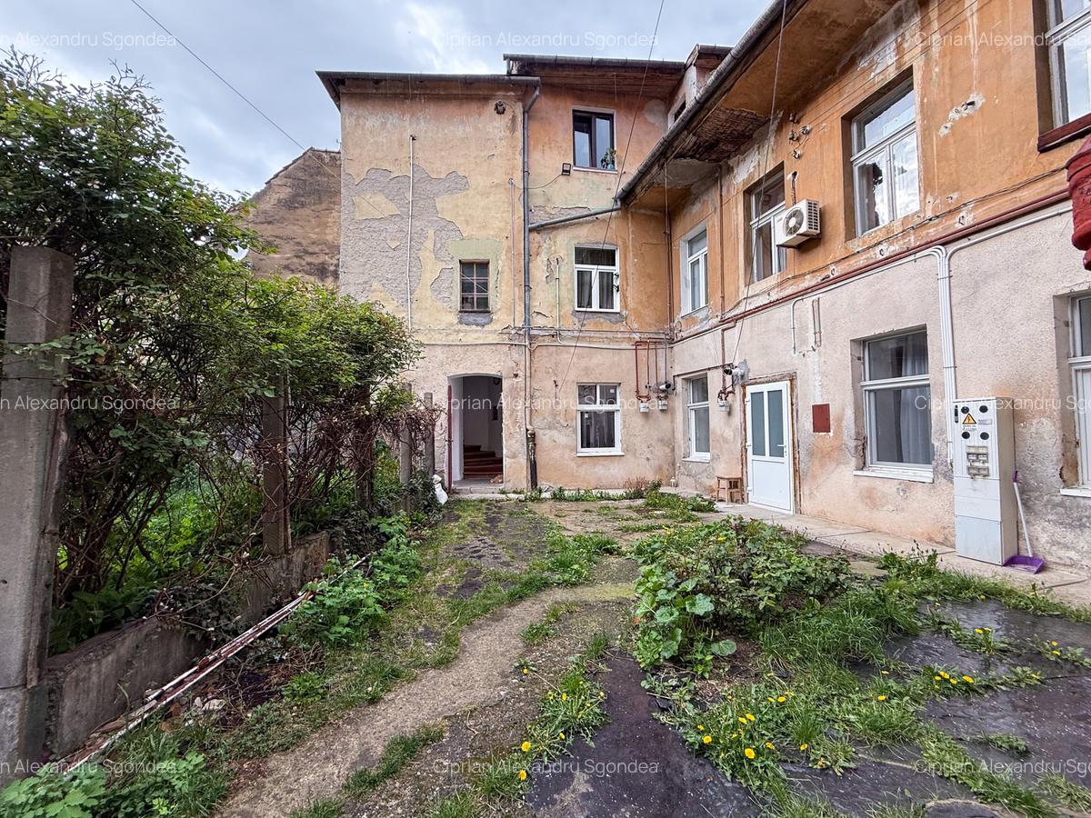 Apartament cu 3 camere decomandat în Centrul Istoric - 5