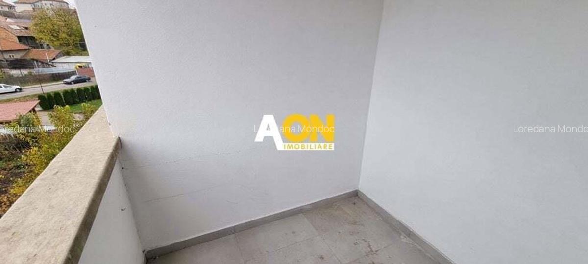De vanzare apartament 3 camere, scara interioara, Centru - 7