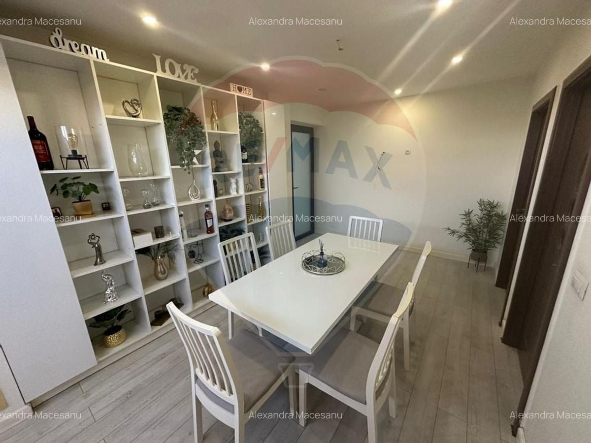 Apartament cu 4 camere de vanzare in zona Rovine - 1