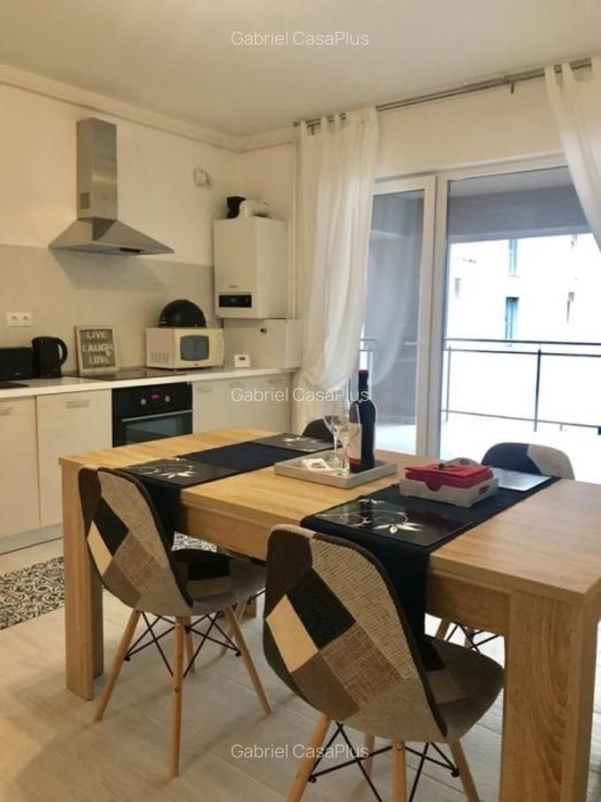 Apartament cu 2 camere decomandat în Palat - 1