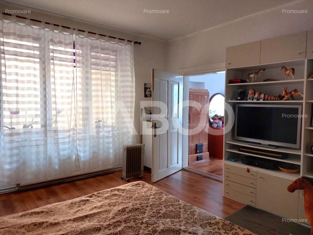Proprietate 253 mp  pretabila Casa Pensiune Gradinita  980 mp teren - 4