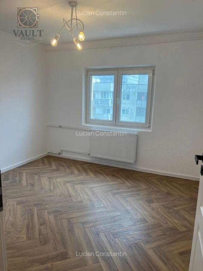 Apartament cu 3 camere decomandat în Drumul Sării - 2