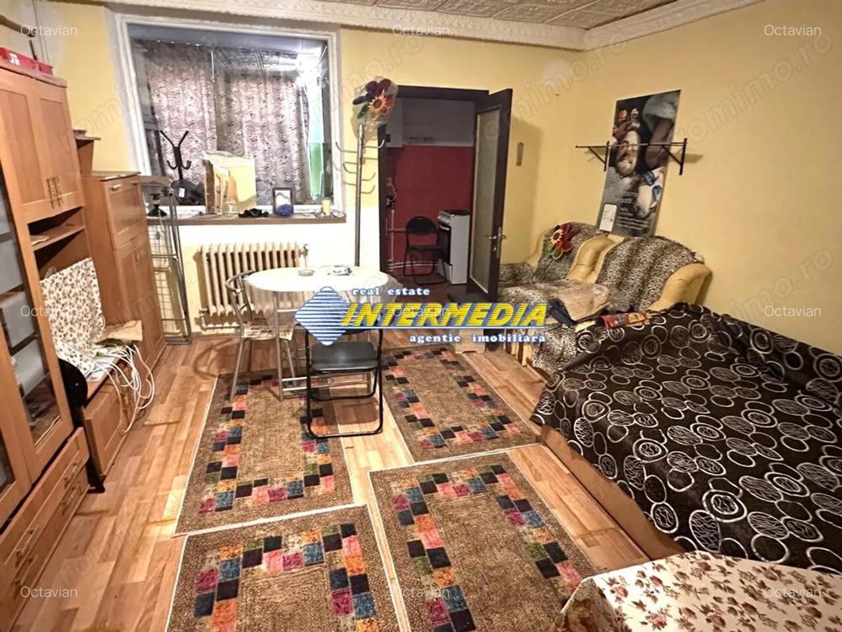 Garsoniera de inchiriat in Centru Alba Iulia mobilata - 3