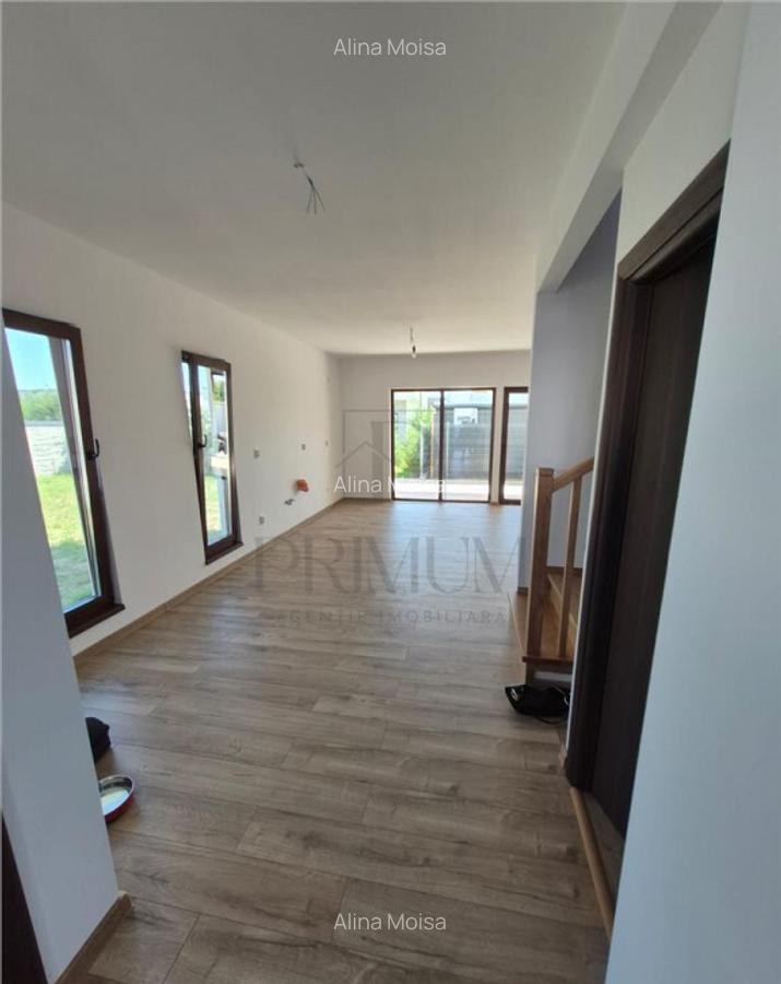 Duplex finalizat - bine compartimentat - toate utilitatile - - 23