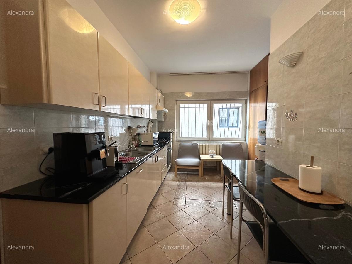 Inchiriere apartament - 4 camere - rezidential/birou - Primaverii - 15