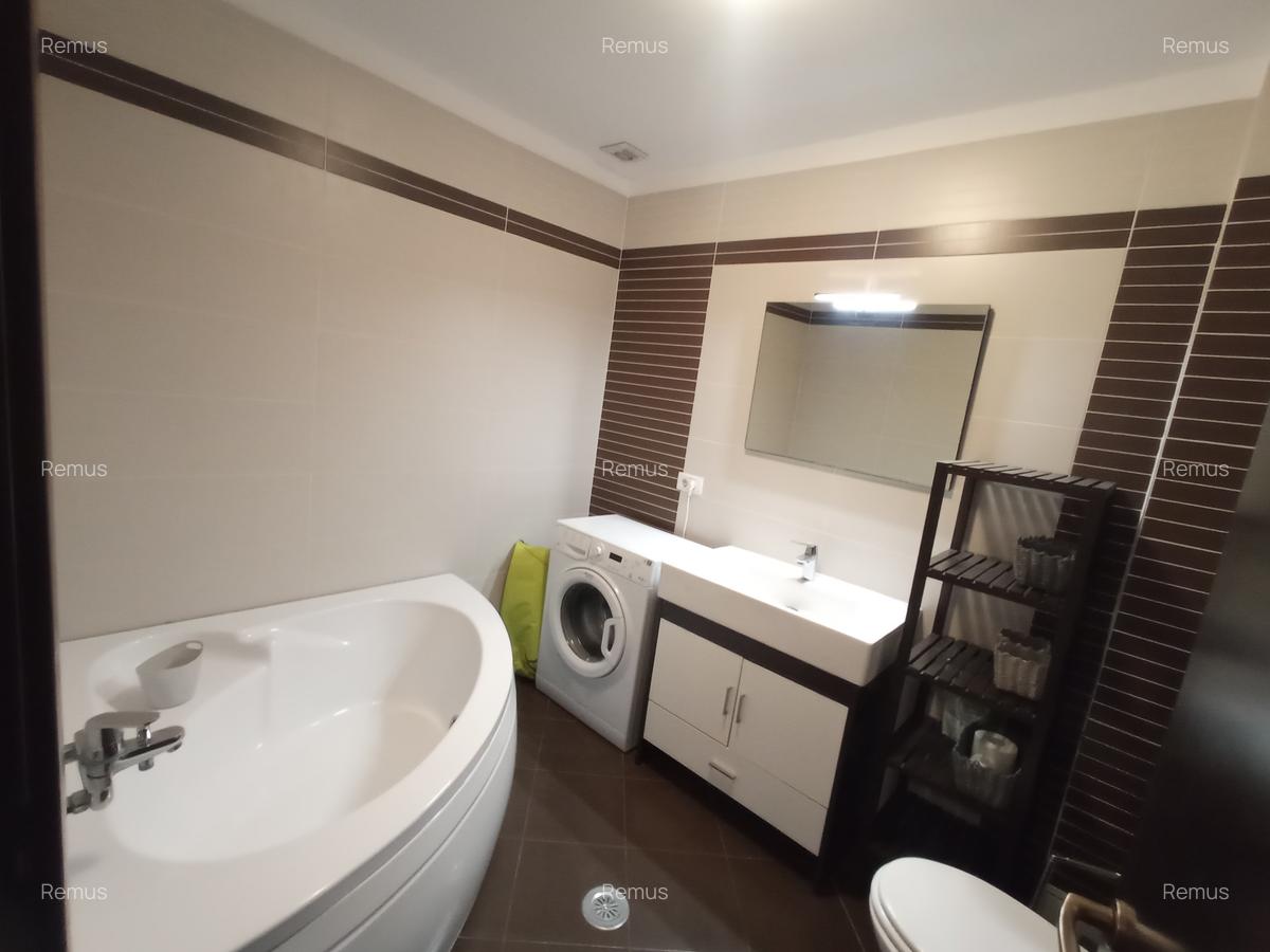Apartament cu 3 camere semidecomandat, mobilat în Nord - 7