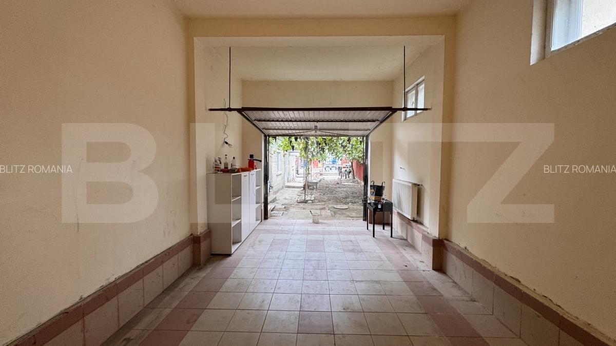Casa P + E + M cu garaj si casa P, 247 mp utili, 292 mp teren, Centru - 1