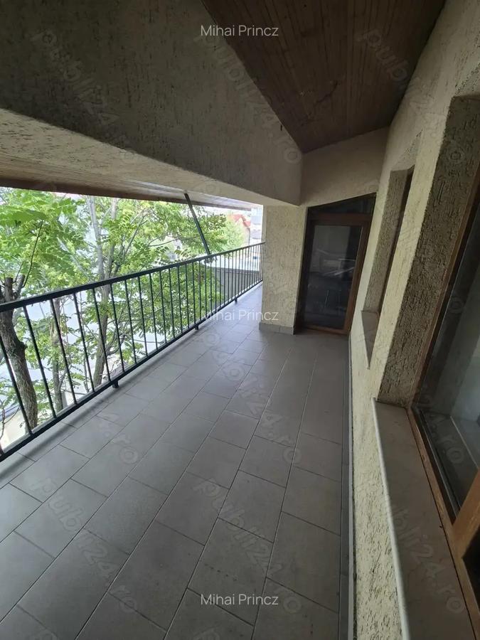 Brancoveanu-Aluni?ului - Casa 5 camere , metrou, parc , ?coala 111 - 12