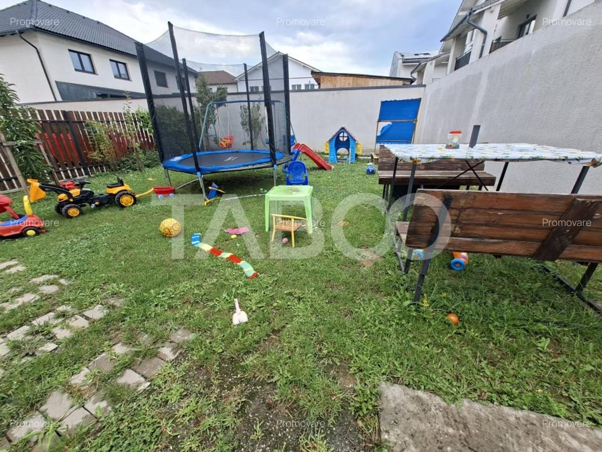 Apartament de vanzare 2 camere la etaj 1 + bloc cu gradina privata - 7