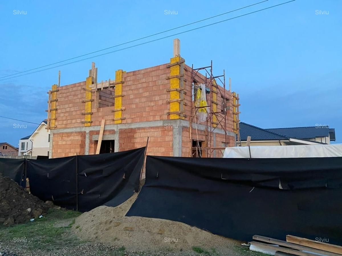 Proprietar. Casa individuala P+1Etaj - 3