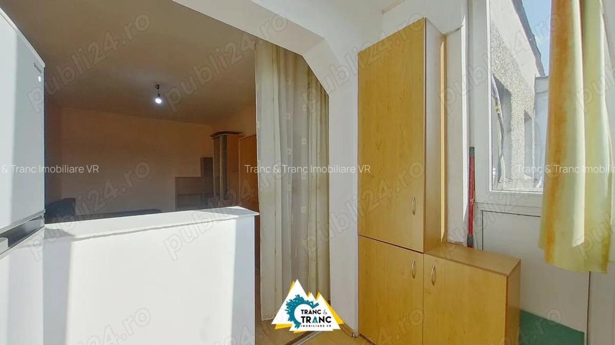 Apartament cu 1 camera de inchiriat in Micalaca, zona Miorita ideal pentru o persoana sau un cuplu - 9