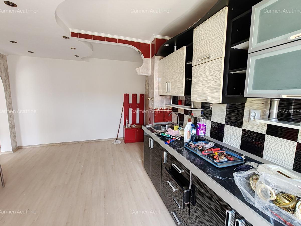 Apartament cu 2 camere decomandat, mobilat în Craiter - 9
