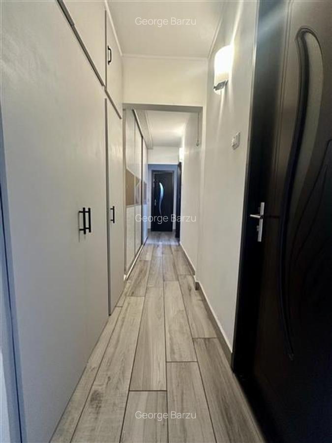 Apartament 3 Camere, Decomandat, Zona Tomis 3 - Comision 0 - 12