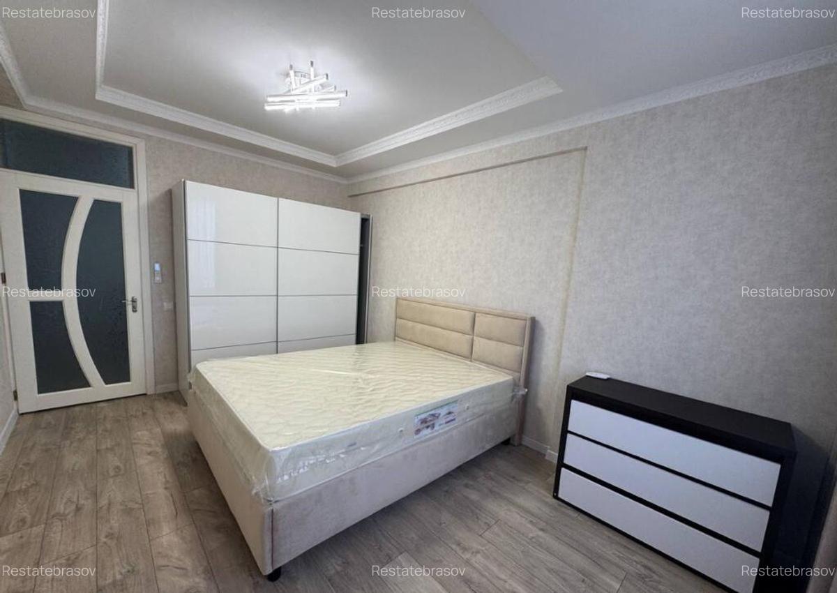 Apartament de vanzare in zona Schei - 2