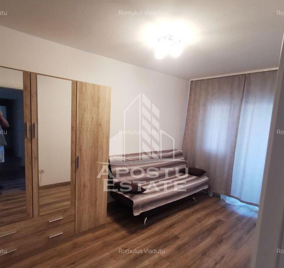 Apartament cu 3 camere, 2balcoane,2 bai, complex, central... - 9