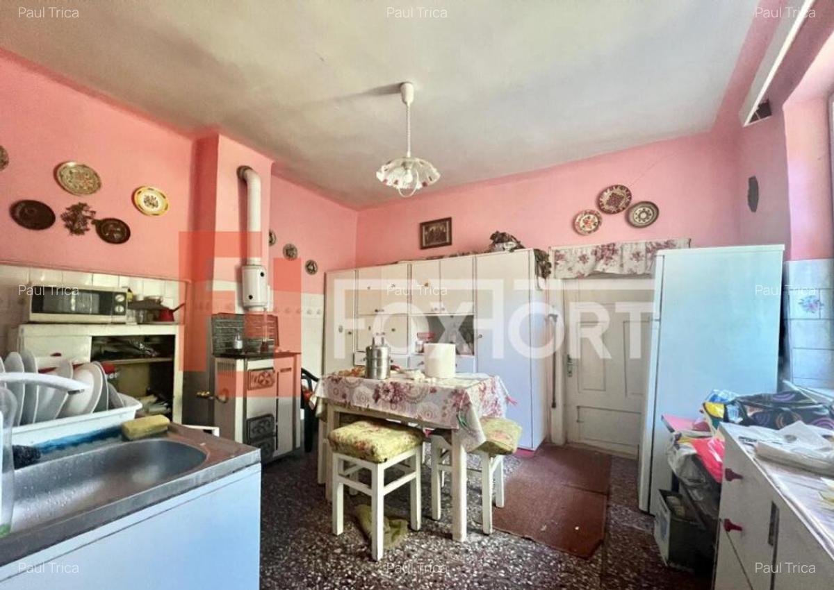 Casa de vanzare la curte comuna Zona Lunei - COMISION 0% - 12